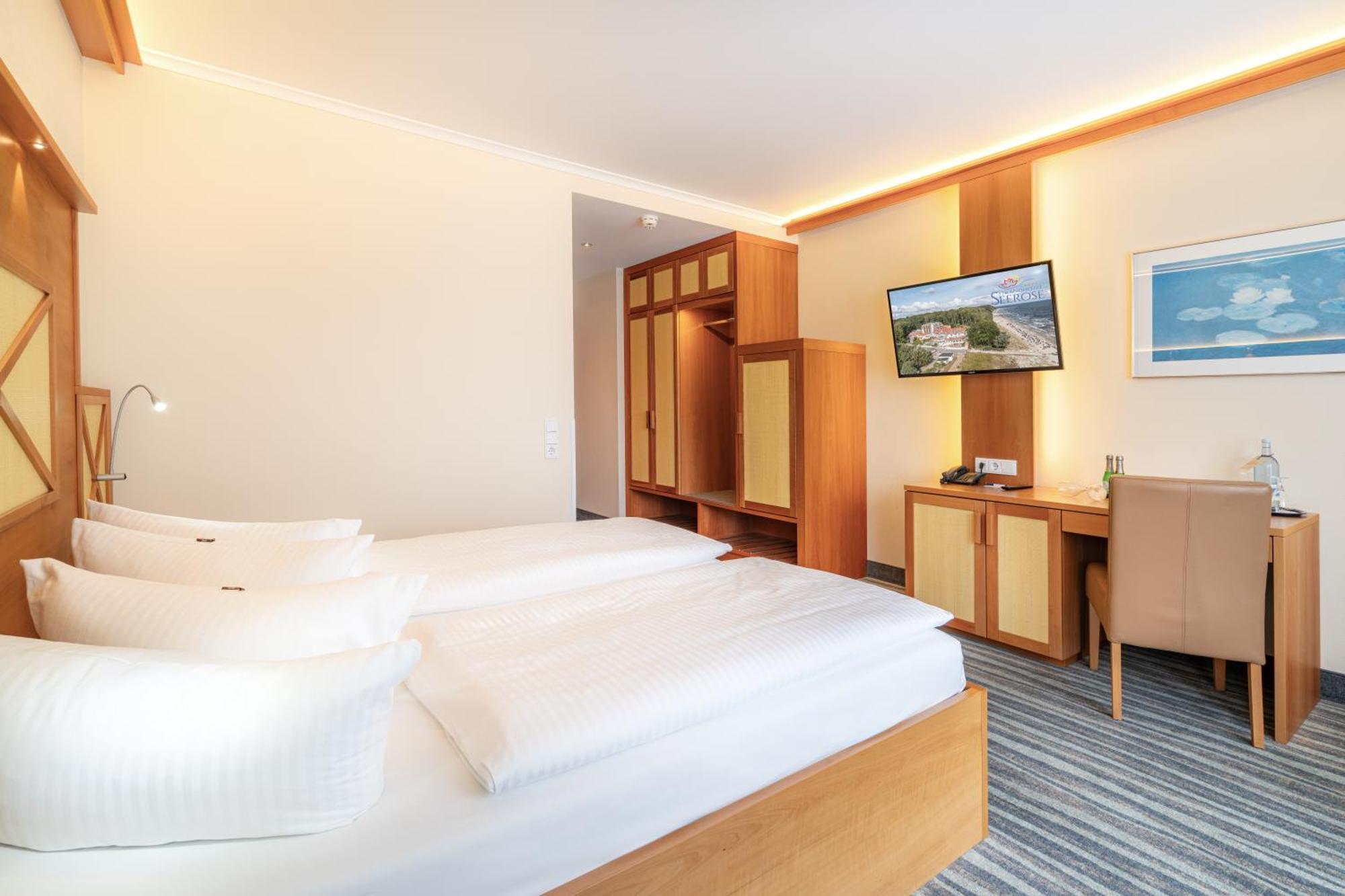 Strandhotel Seerose Kölpinsee المظهر الخارجي الصورة