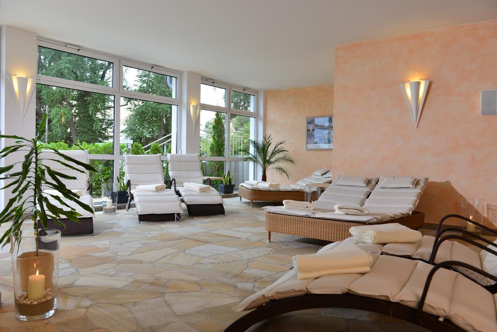 Strandhotel Seerose Kölpinsee المظهر الخارجي الصورة