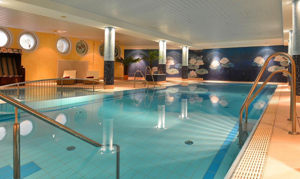 Strandhotel Seerose Kölpinsee المظهر الخارجي الصورة
