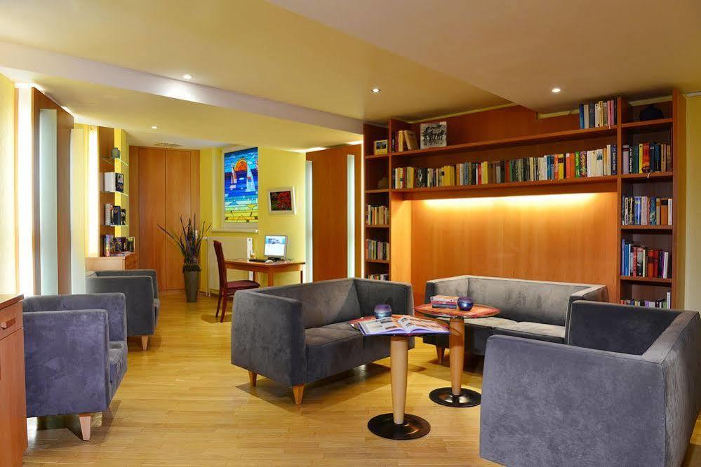 Strandhotel Seerose Kölpinsee المظهر الخارجي الصورة